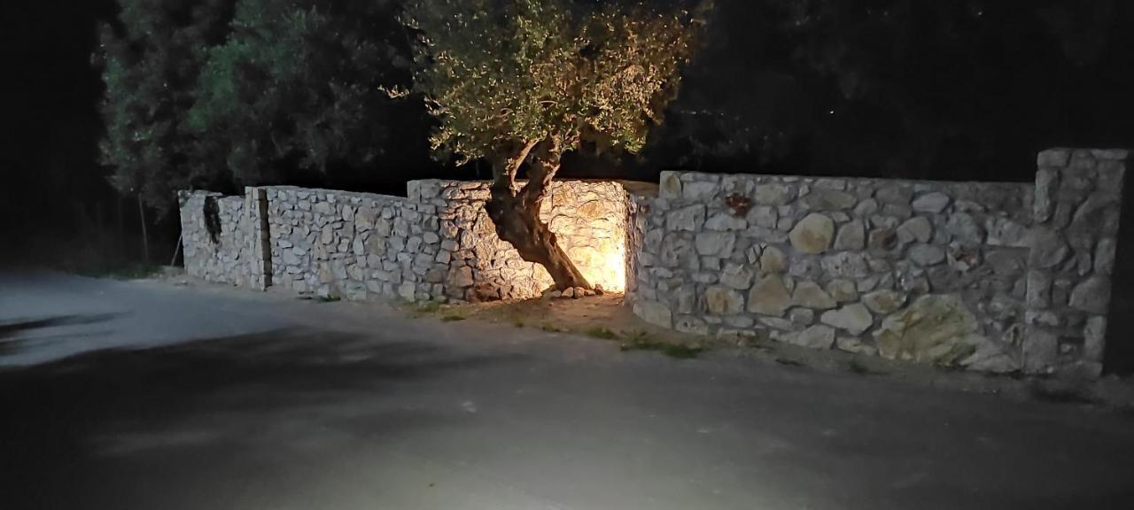 Aiolos Kalamaki  Экстерьер фото